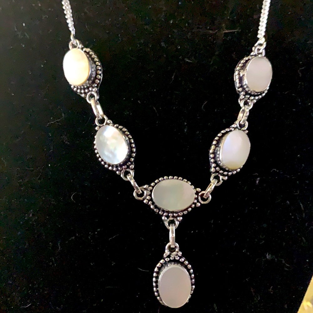New Mother of pearl necklace